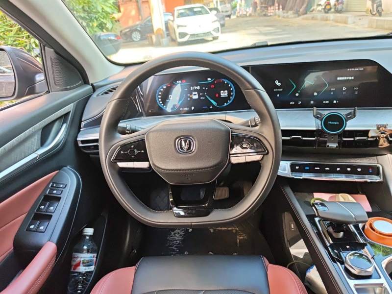 Used CHANGAN Eado 2022 PLUS Blue Whale NE 1.4T GDI DCT Prestige Edition — 6