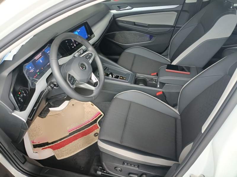 Used Volkswagen Golf 2023 Facelift 280TSI DSG Pro — 14