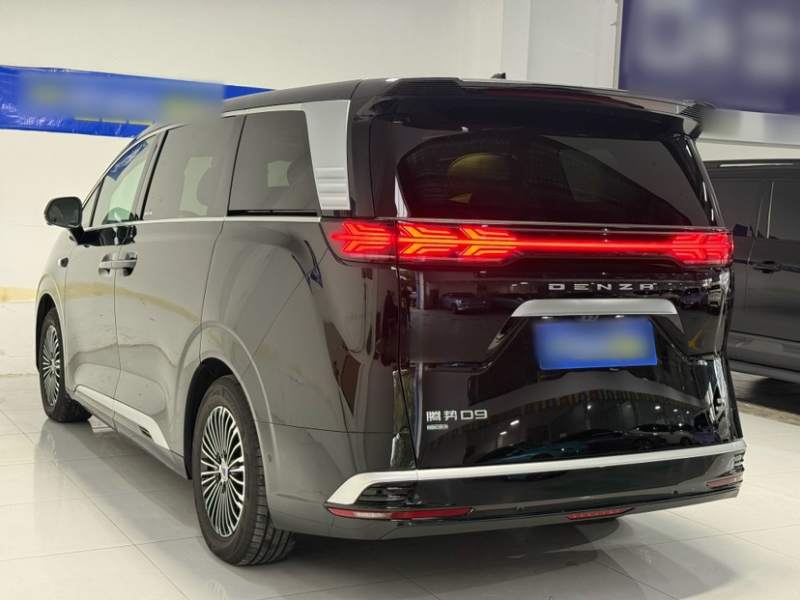 Used Denza D9 2026 Second-Generation EV Flash Charge Prestige Edition — 28