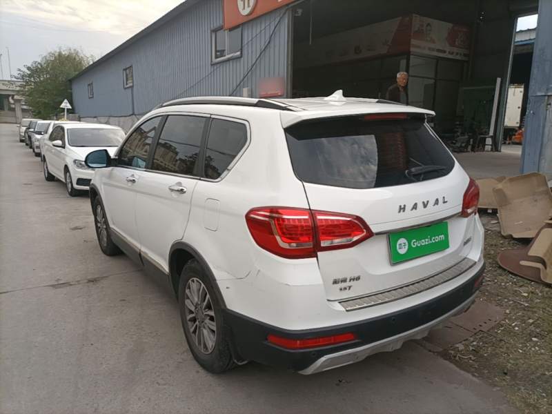 Used Haval H6 2015 Sport Edition 1.5T Automatic Two-Wheel Drive Luxury Model – Luxury — 4