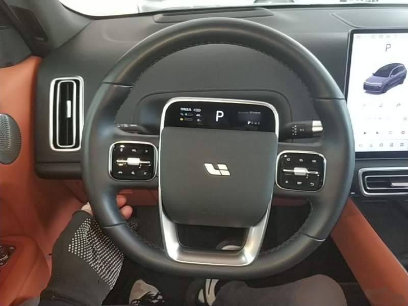 Used Li Auto L8 2025 Max Smart Refresh Edition — 10
