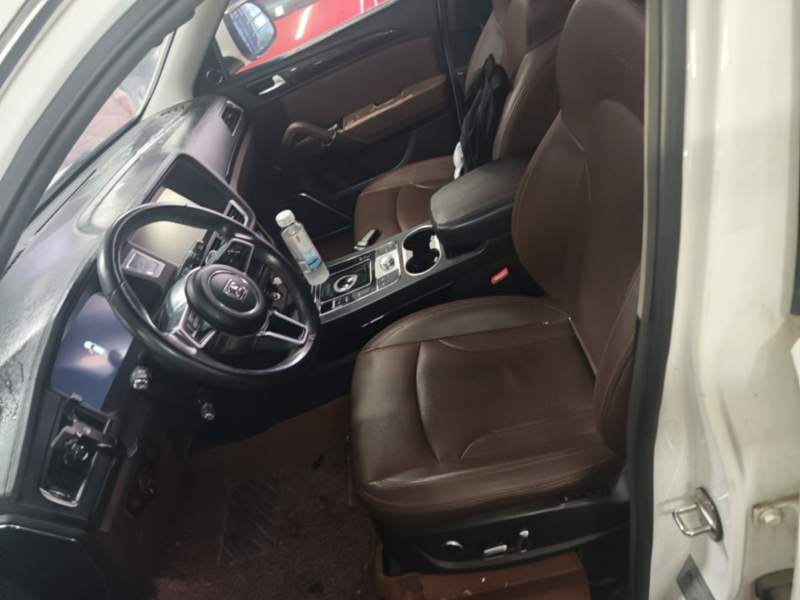 Used Zotye T600 2016 Sport Edition 2.0T DCT Prestige Model — 16