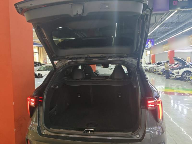 Used Lynk & Co 01 2023 2.0TD Four-Wheel Drive HypeHalo — 18