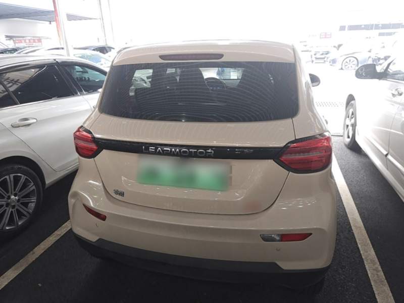 Used Leapmotor T03 2022 Amber Edition — 5