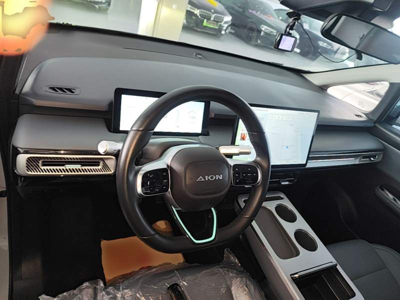 Used AION Y 2023 Plus 510 Smart Edition — 9
