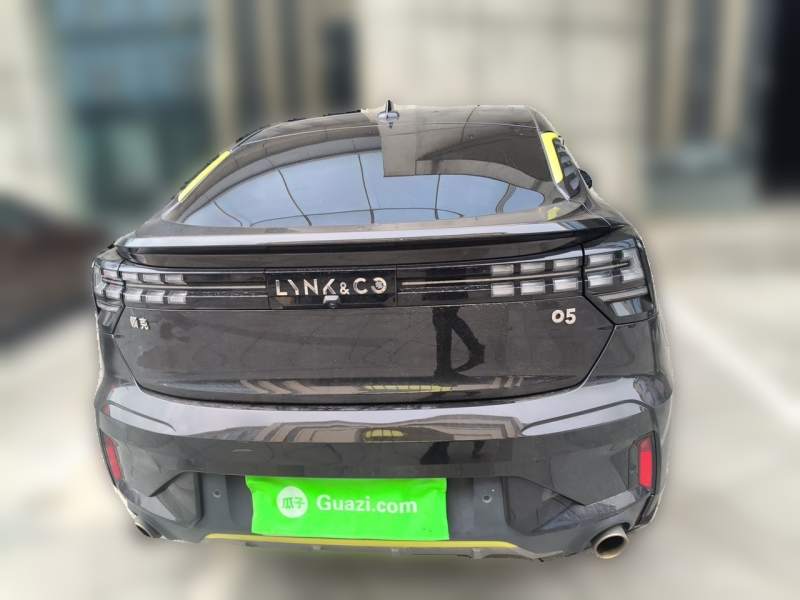 Used Lynk & Co 05 2020 2.0TD Two-Wheel Drive Shine Halo — 3