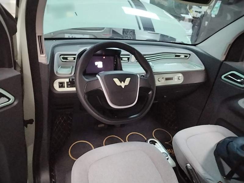 Used Wuling Hongguang MINIEV 2022 Macaron Premium Model – Lithium Iron Phosphate — 9