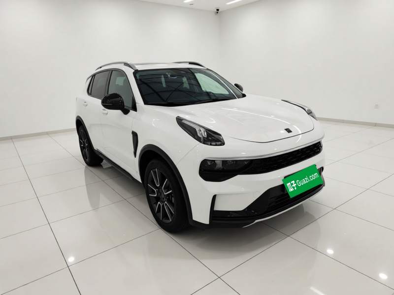 Used Lynk & Co 01 2021 2.0TD Two-Wheel-Drive Pro Trim — 3