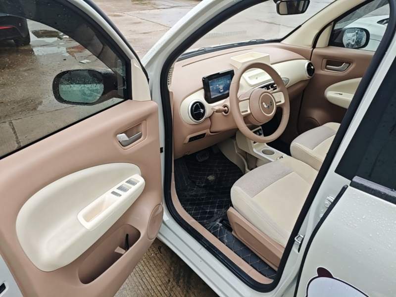 Used Wuling Hongguang MINIEV 2025 Four-Door Version Advanced Edition — 15