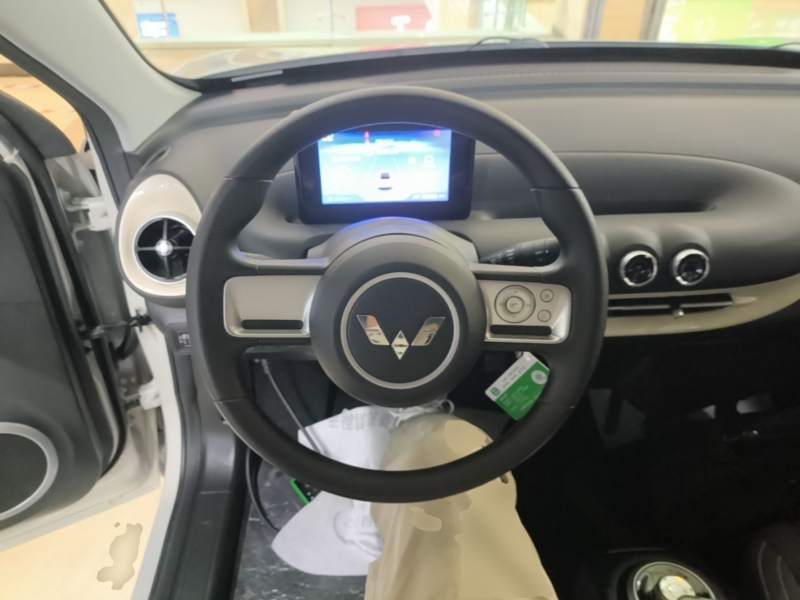 Used Wuling Bingo 2024 203km Light Edition — 10
