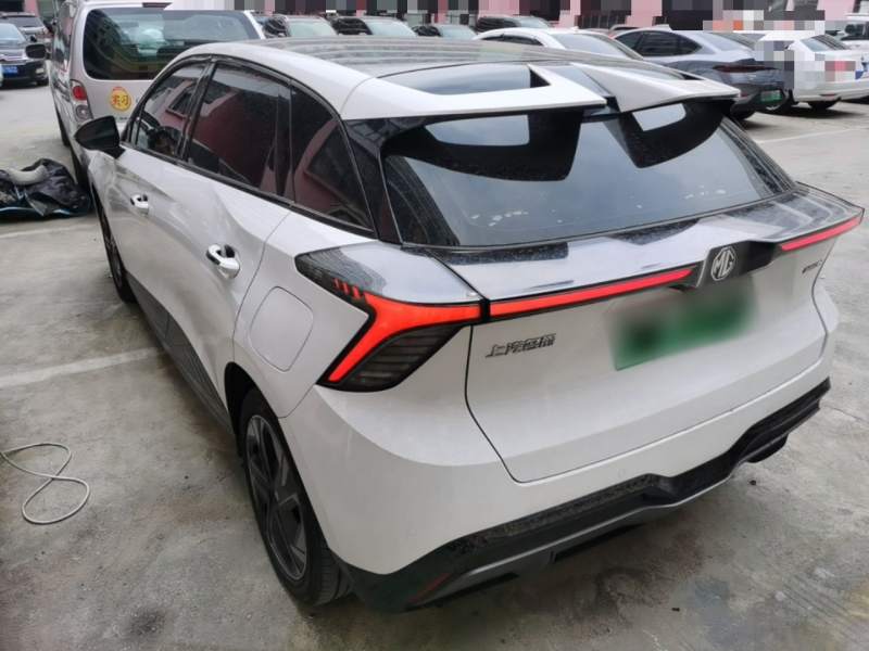 Used MG 4 EV 2022 520 km Flagship Edition — 4