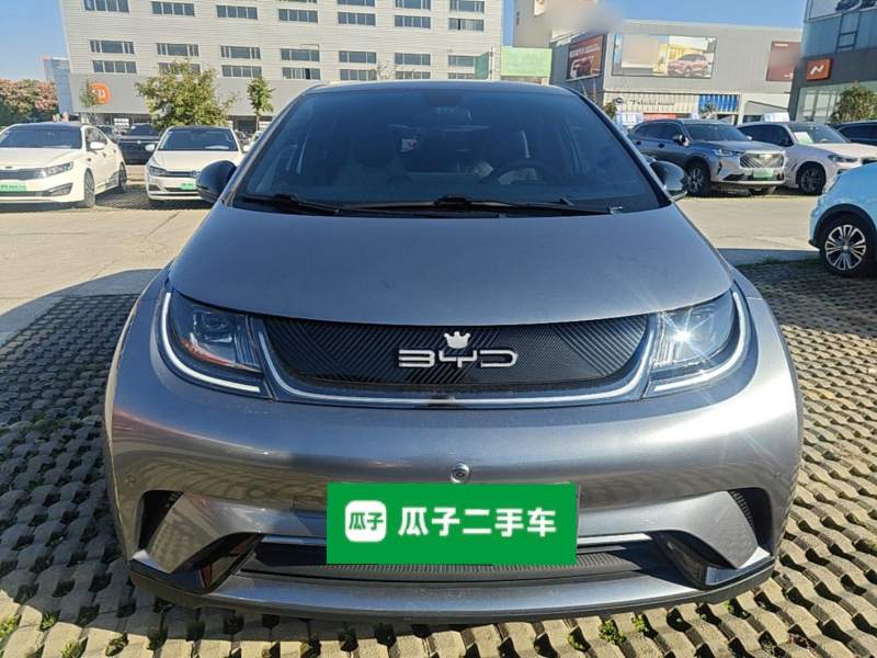 Used BYD Dolphin 2023 420 km Fashion Edition — 2