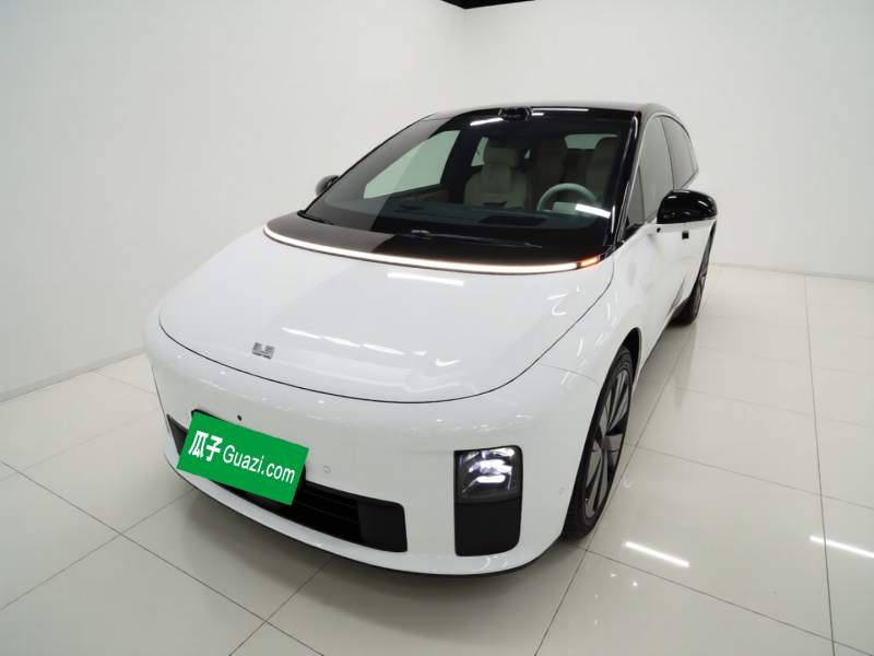 Used Li Auto i6 2025 Model Four-Wheel-Drive Standard Type