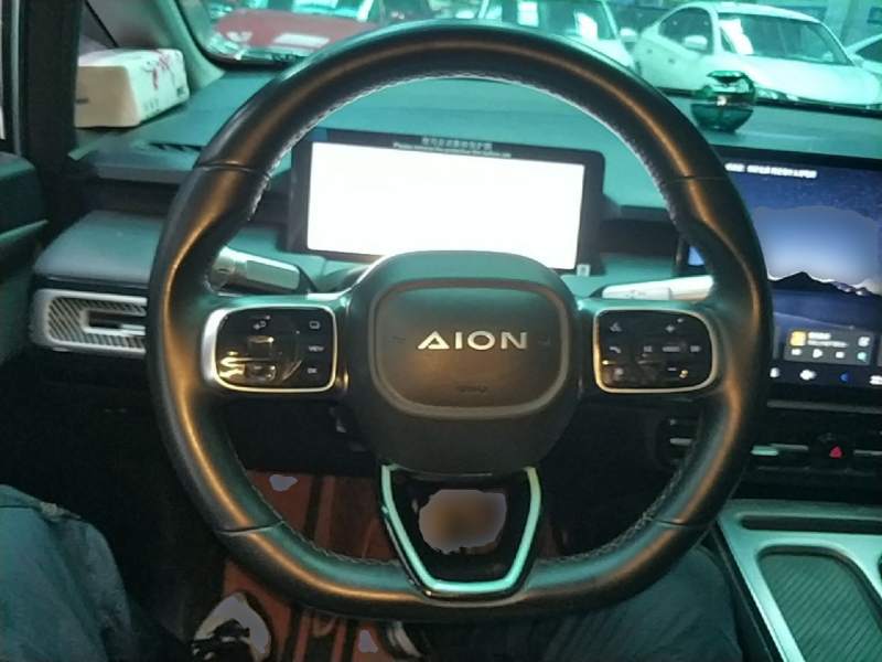 Used AION Y 2023 Younger Star Edition — 10