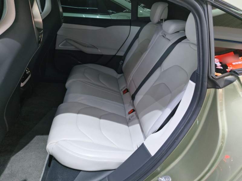 Used Xiaomi Auto SU7 2024 Rear-Drive Long-Range Intelligent Driving Version — 16