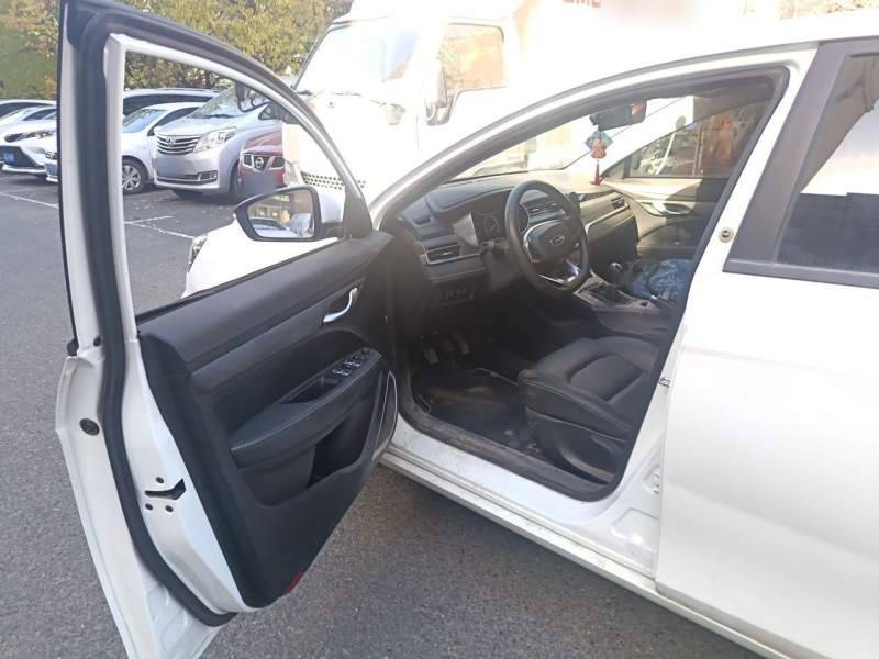 Used Geely Auto Emgrand 2021 UP 1.5L Manual Luxury Model — 17