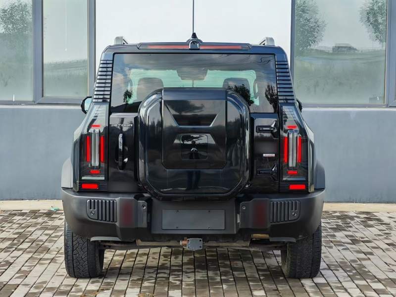 Used JETOUR Traveler 2023 2.0T All-Wheel Drive CrossPRO+ — 31