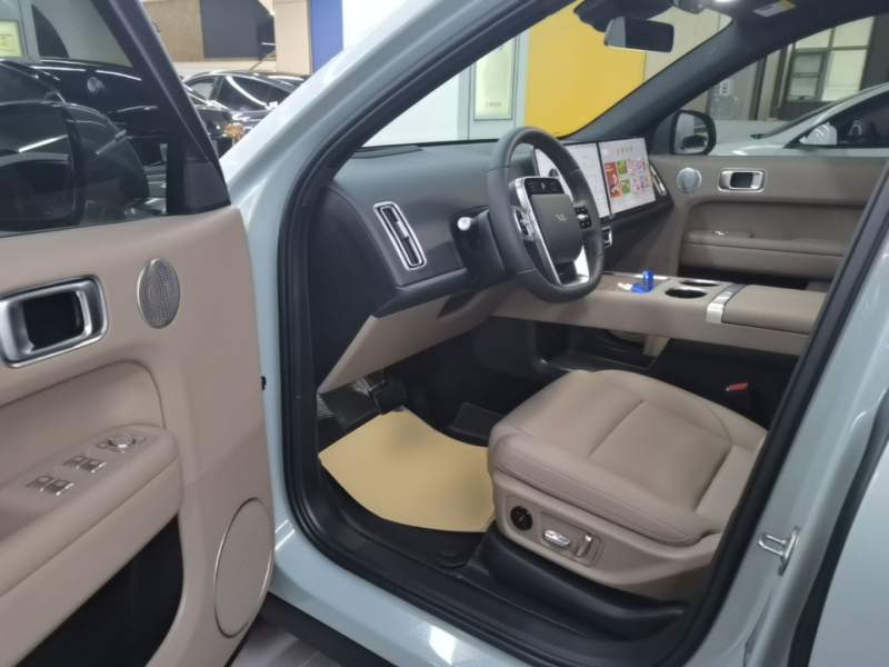 Used Li Auto L6 2025 Pro Smart Refresh Edition — 15