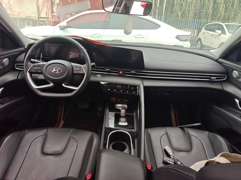 Used Hyundai Elantra 2022 1.5L CVT GLX Elite Edition — 9