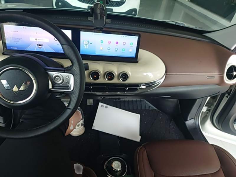 Used Wuling Bingo 2023 333 km Lingxi Connected+ Version — 9