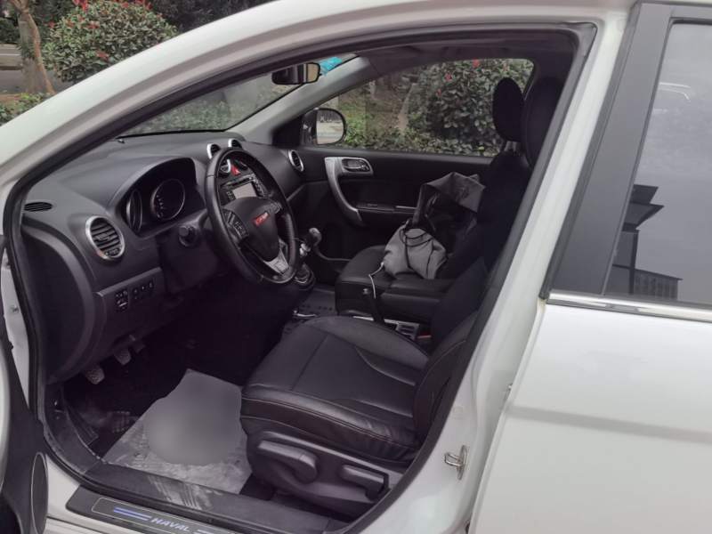 Used Haval H6 2015 Upgraded Model 1.5T Manual Two-Wheel Drive Elite Version — 14