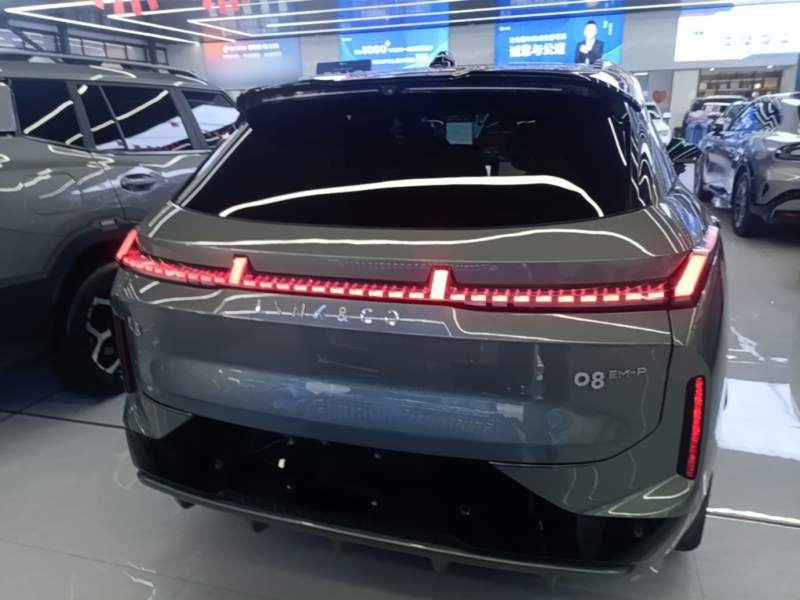 Used Lynk & Co 08 EM-P 2023 220km All-Wheel-Drive Performance Halo — 5