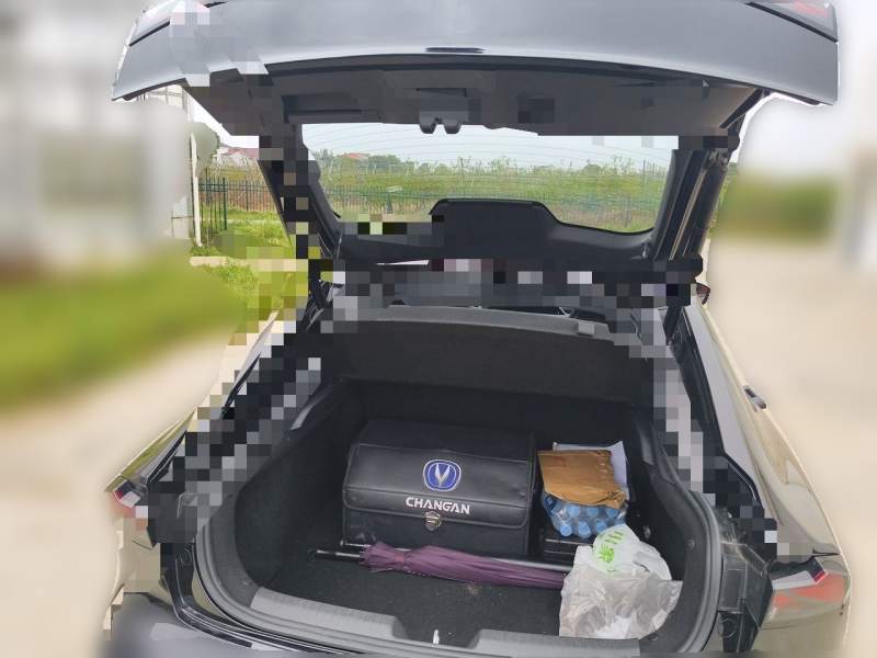 Used CHANGAN UNI-V 2023 1.5T Sport Edition — 9