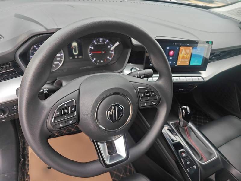 Used MG 5 2023 180 DVVT CVT Fashion Edition — 9