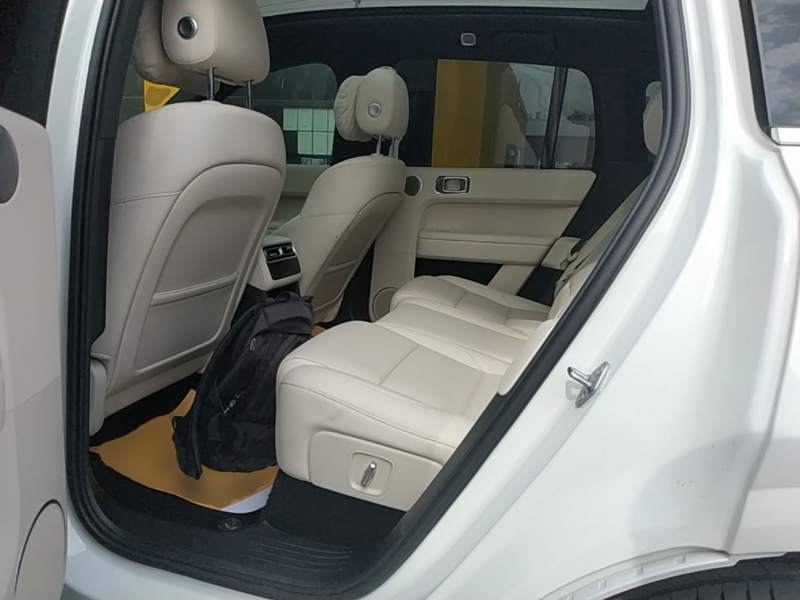 Used Li Auto L6 2024 Pro Model — 16