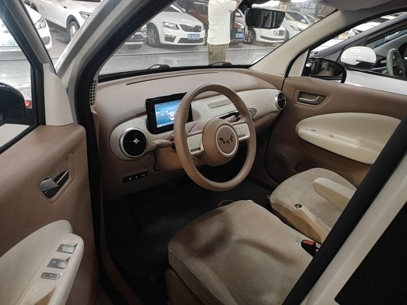 Used Wuling Hongguang MINIEV 2025 Four-Door Version Advanced Edition — 14