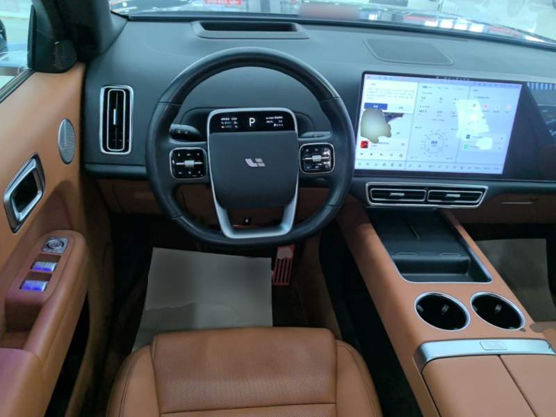 Used Li Auto L9 2022 Max model — 10