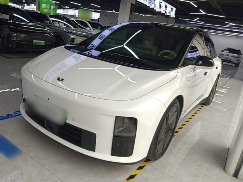 Used Li Auto i6 2025 Model Two-Wheel-Drive Standard Type