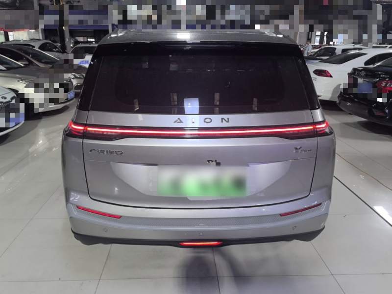 Used AION Y 2023 Younger — 5