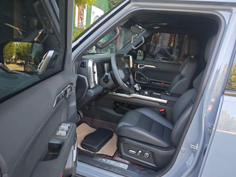 Used JETOUR Shanhai Traveler C-DM 2024 C-DM 208KM Mountain & Wilderness Edition — 15