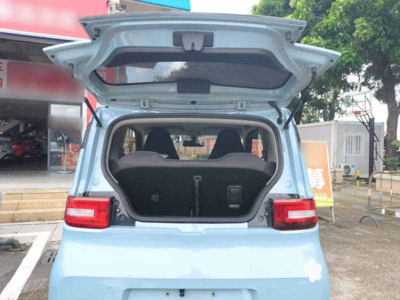 Used Wuling Hongguang MINIEV 2020 Zizai Version Lithium-NMC — 18