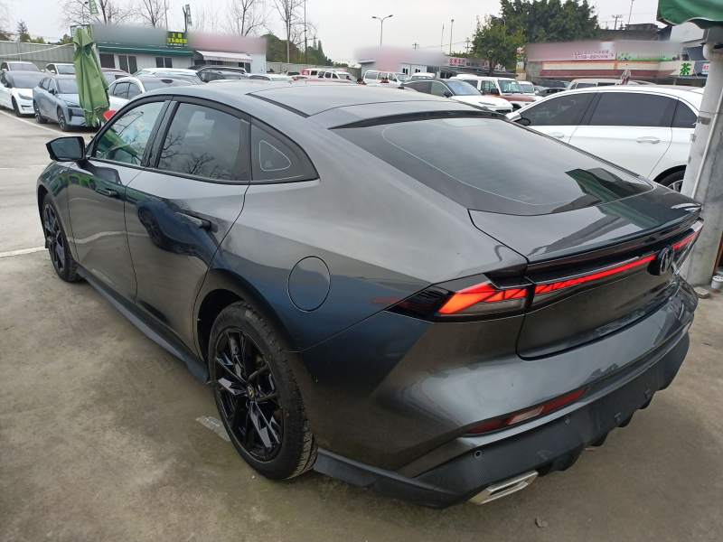Used CHANGAN UNI-V 2024 1.5T Prestige Edition — 20