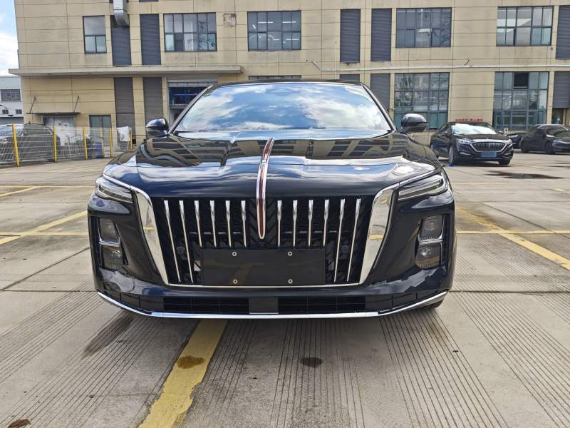 Used Hongqi H5 PHEV 2025 170 Super Hybrid Version — 28