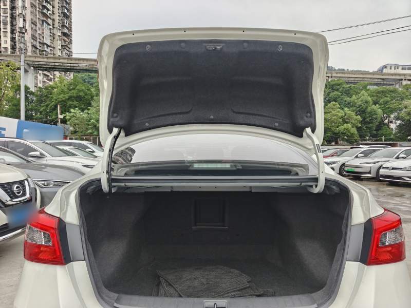 Used Nissan Sylphy 2022 Classic 1.6XL CVT Luxury Edition — 18