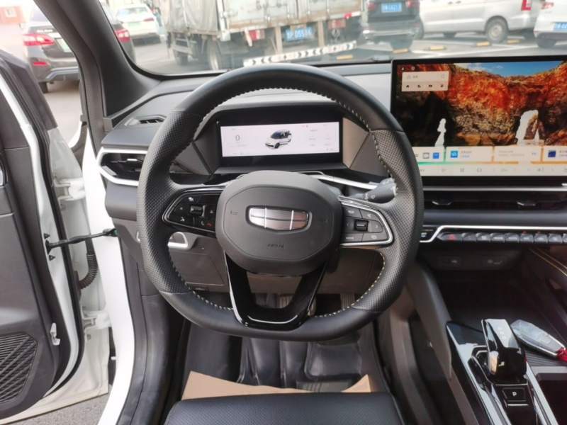 Used Geely Auto Coolray 2025 Bin Yue L 1.5T DCT Starlight Edition — 10