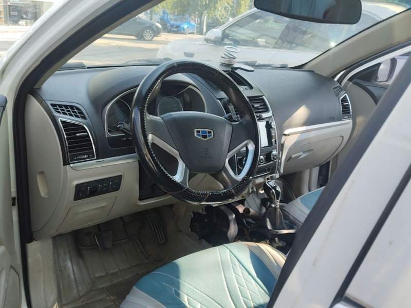 Used Geely Auto Emgrand 2016 Sedan 1.5L Manual Fashion Edition — 10