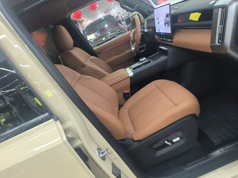 Used iCAR V27 2026 Model 200KM Four-Wheel Drive Falcon 500 — 24