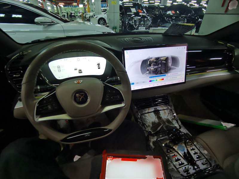 Used BYD Han 2025 EV 506KM Prestige Edition — 9