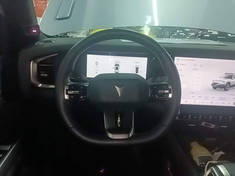 Used Deepal G318 2024 Four-Wheel-Drive Air Suspension Model — 10