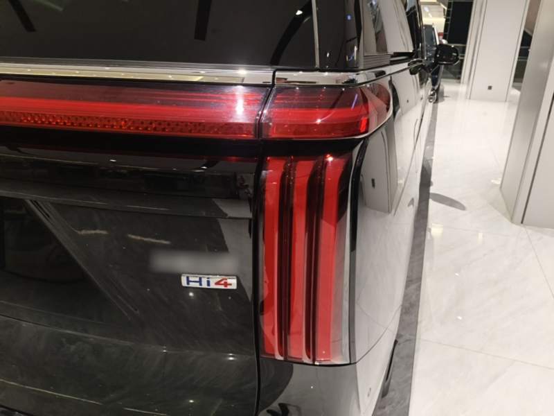Used Wey Gaoshan 2025 Four-Wheel Drive Alpine 8 — 7