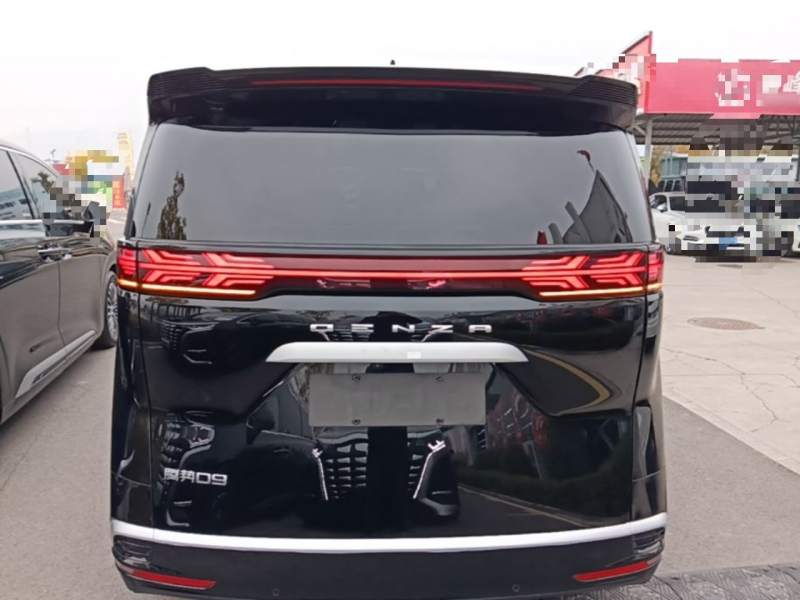 Used Denza D9 2024 EV 620 Premium Model — 5