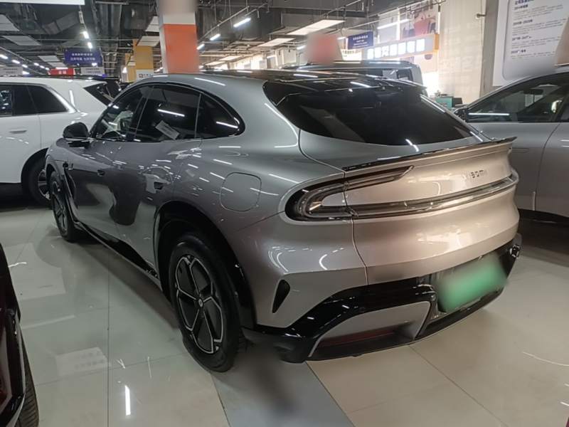 Used Xiaomi Auto YU7 2025 Ultra-Long Range Rear-Wheel Drive Version — 4