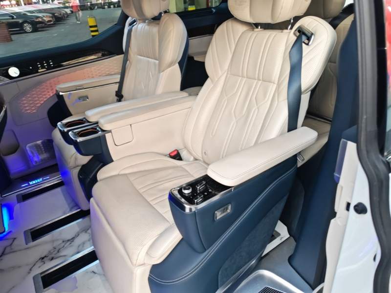 Used Zeekr 009 2022 WE Edition — 16