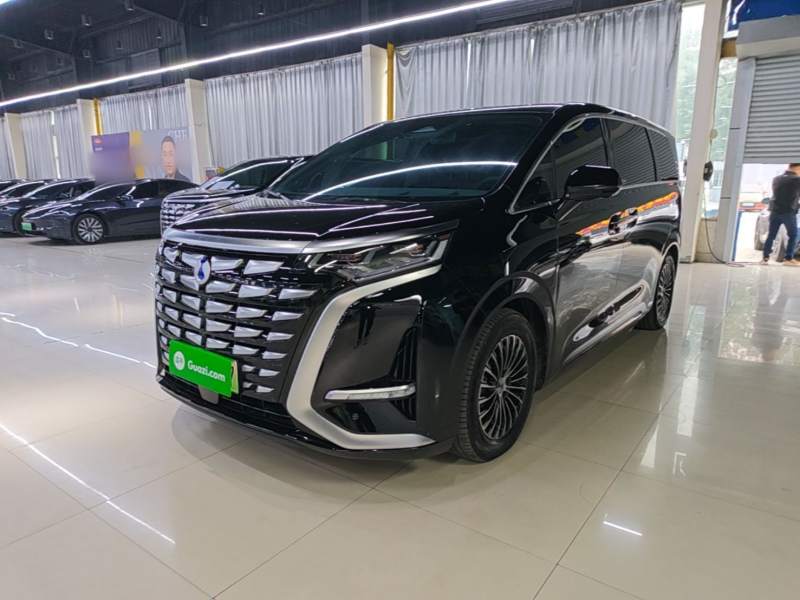 Used Denza D9 2022 DM-i 970 Four-Wheel Drive Prestige Model — 1