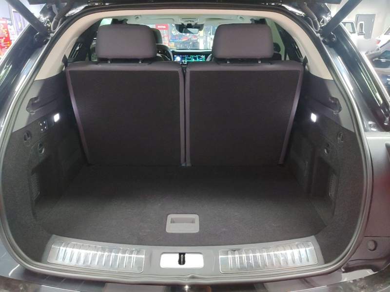 Used Hongqi E-HS9 2022 690 km Range Flagship Edition Six Seats — 18