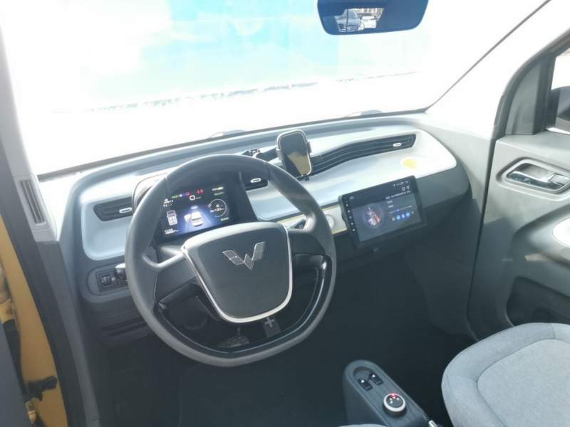 Used Wuling Hongguang MINIEV 2021 Macaron Premium Model – Lithium Iron Phosphate — 9
